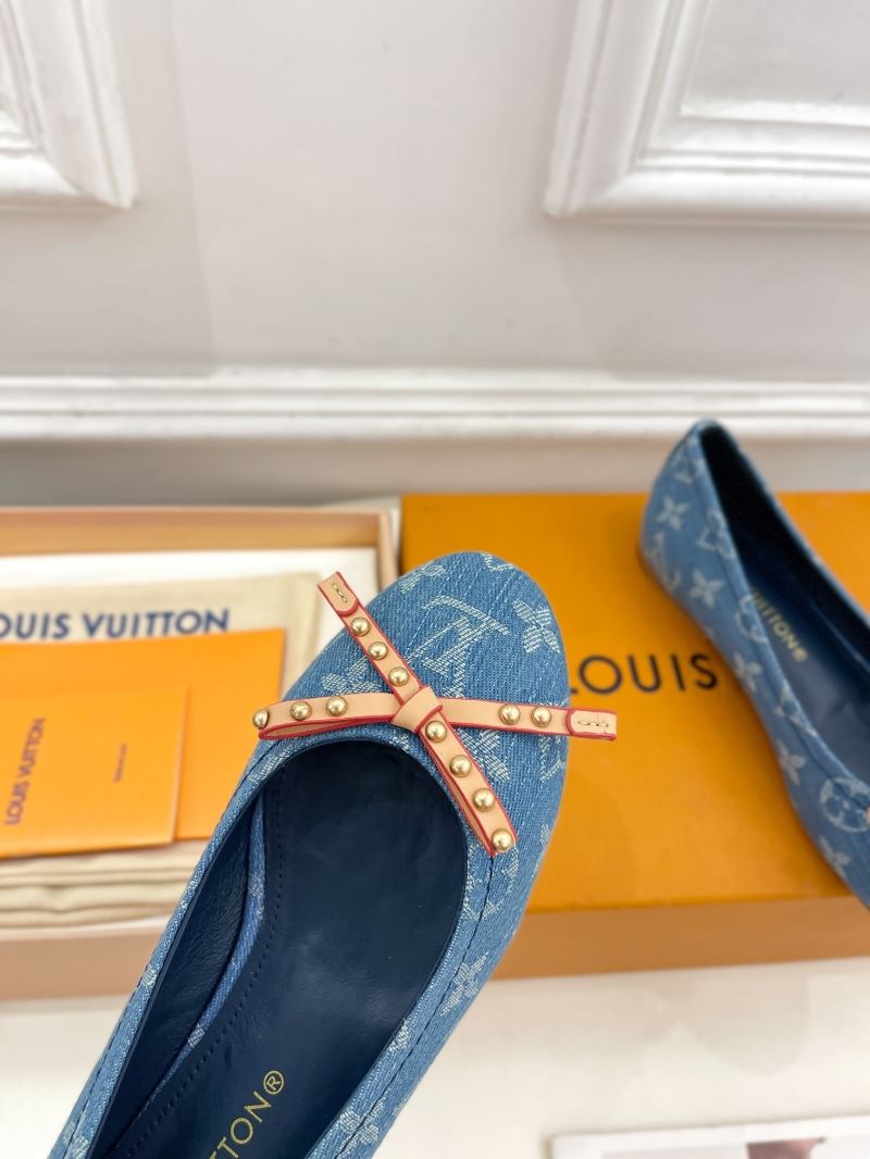 Louis Vuitton Flat Shoes